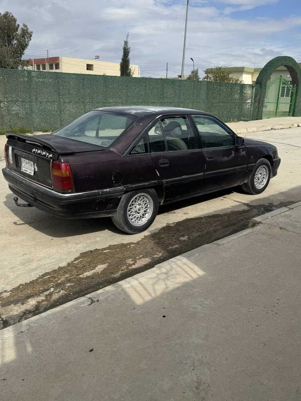 وميكا لبيع سعره مناسب توماتيك حجم ٢٠ مكينه معمر جديد صاحبها شرعي بالموصل سيارة كير مكينه شرط للاستفسار اتصل ***********كاربون بانزين بيها
