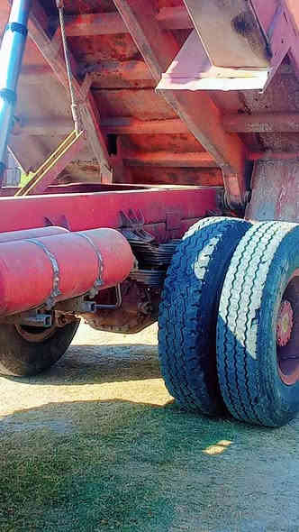 السلام عليكم مان للبيع موديل 82 ابلاديه محرك 28 سوبر گير 25،.      ***********.        ***********
