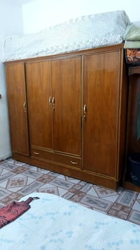 كنتور ابو ٤ بوب سعرة ١٧٠ وبية مجال وكنفيرة نضيفة شغالة ١٢٥ وبيهة مجال ...