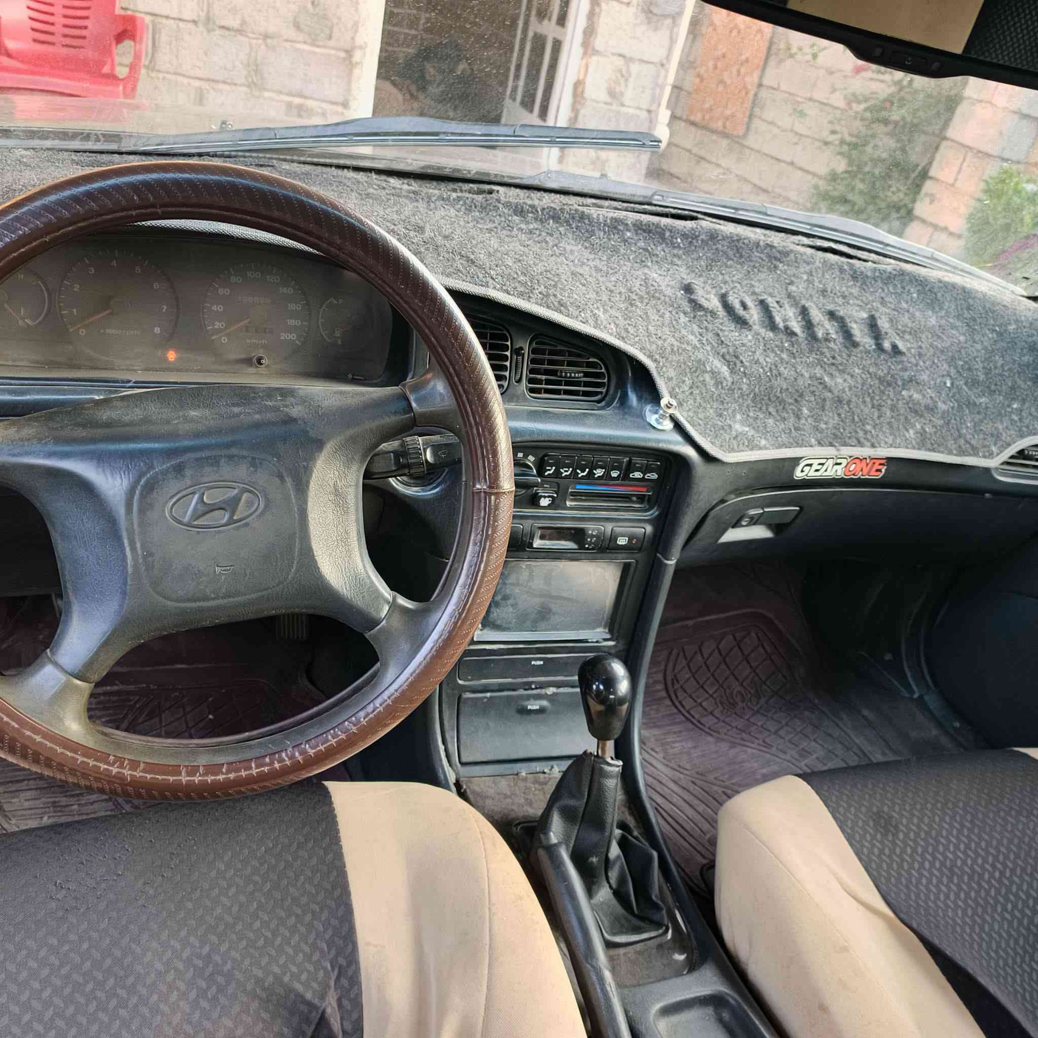 سوناتا2 بأسمي  موديل95 رقم بغداد محرك كير خير من الله صدر نص عمر كهربائيات شغاله سنويه  لل 27 سياره جاهزه  سعر 40 بيه مجال *********** مكاني ديالى الخالص
