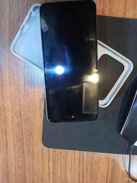 سلام عليكم  جهاز تكنو سبارك 40 ذاكره 256 جهاز جديد  مشحون مره وحده سعر ١٢٠ قفل ***********
