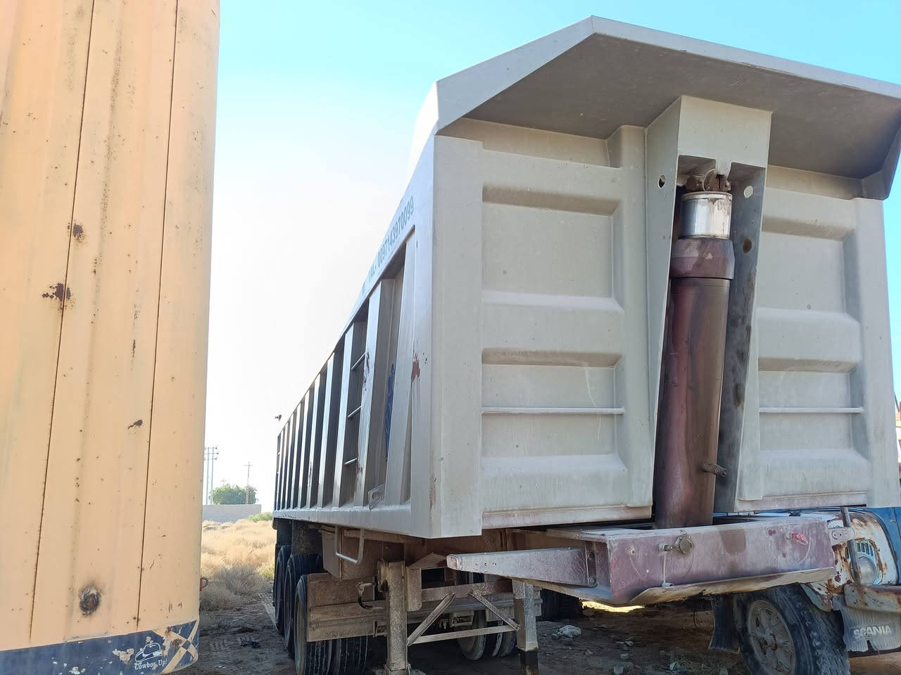 السلام عليكم 
للبيع 
عربانه ماموت حداديه 3 دناكير
شاصي 16 مكفول 
مجموعه براد 16 ودنكير رفاع 

السعر 185 وبيه مجال للشراي 

معرض العراق لبيع السيارات والآليات الثقيلة 
الانبار ـ الفلوجه معارض الخط السريع 
*********** - ***********
