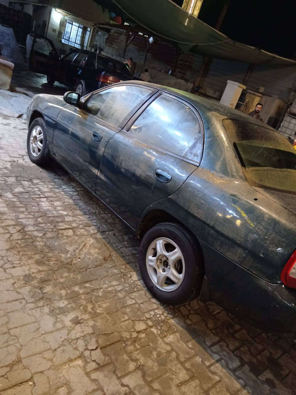 سياره للبيع نوبرا معمره جديد محرك وكير حاويه سنويه  ورقم جدد تنتهي 31 موديل السياره 98.                سعر السياره 32 بيها مجال شيء بسيط حق الجيه مكاني الانبار هيت للاستفسار اتصال على هذا الرقم ***********
