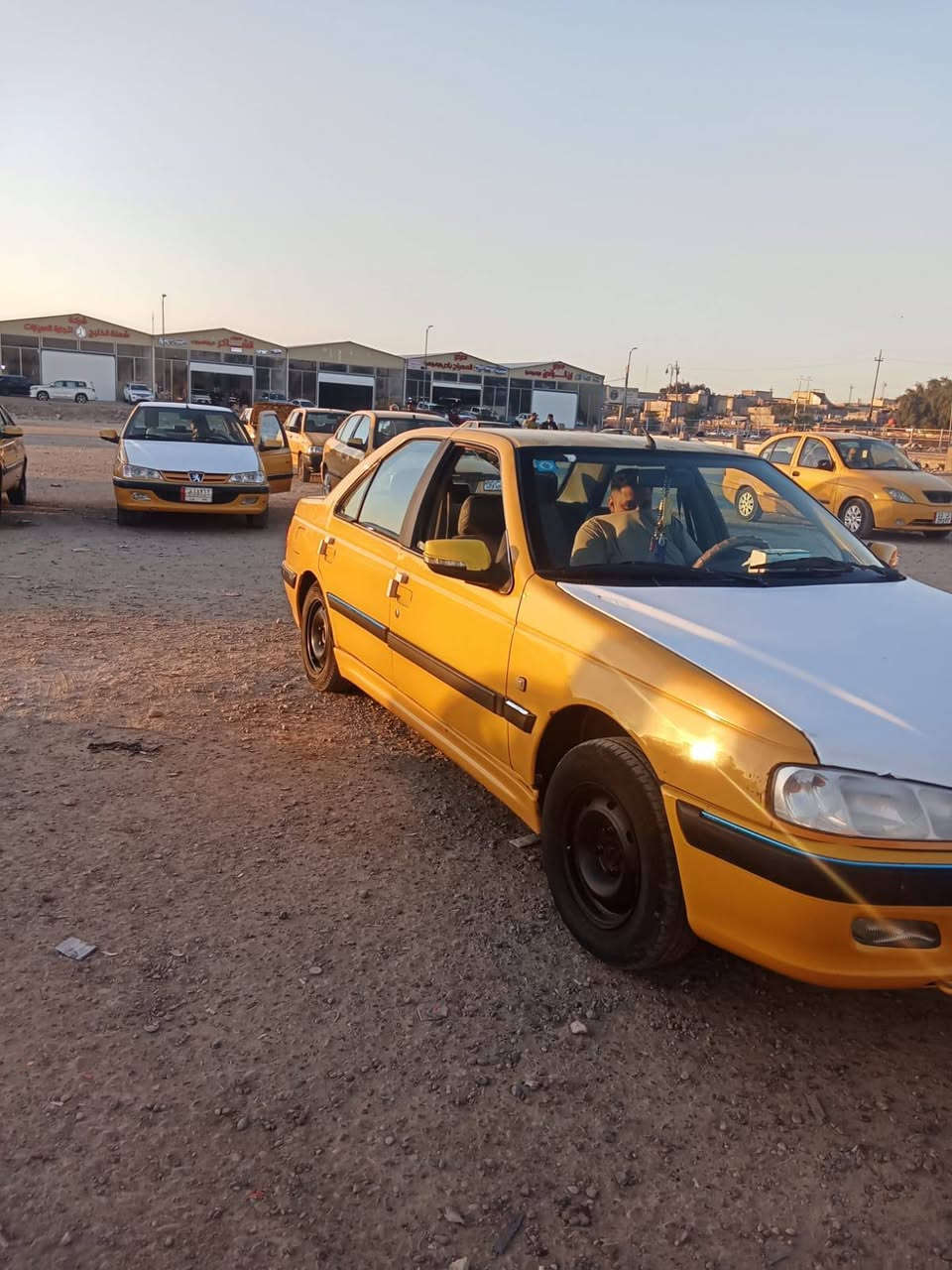 بيجو بارص 15 مبدل بنيد وجاملغ لخلفي صبغ سياره جاهزه وحلوه دوشمه جديده كهربائيات كله شغاله جاهزه للشارع مصفره هيئه وغرامات سنويه ورقام نكليزي ل2030 سعره 35 بغداد حي نصر ***********
