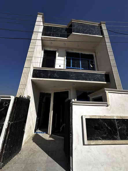 سلام عليكم 
متوفر بيوت في الدوره البوعيثة 
مجمع السلطان /مجمع العدل /الحليم 
50م تون في مجمع السلطان الاول الركن سعره 95مليون 
50م بصف الركن سعره 92مليون 
50م بطن الركن سعره 85مليون 
مجمع العدل 
50م تون سعر الواحد 85مليون 
75م سعره 115مليون 
المعلومات اكثر اتصل 
***********
