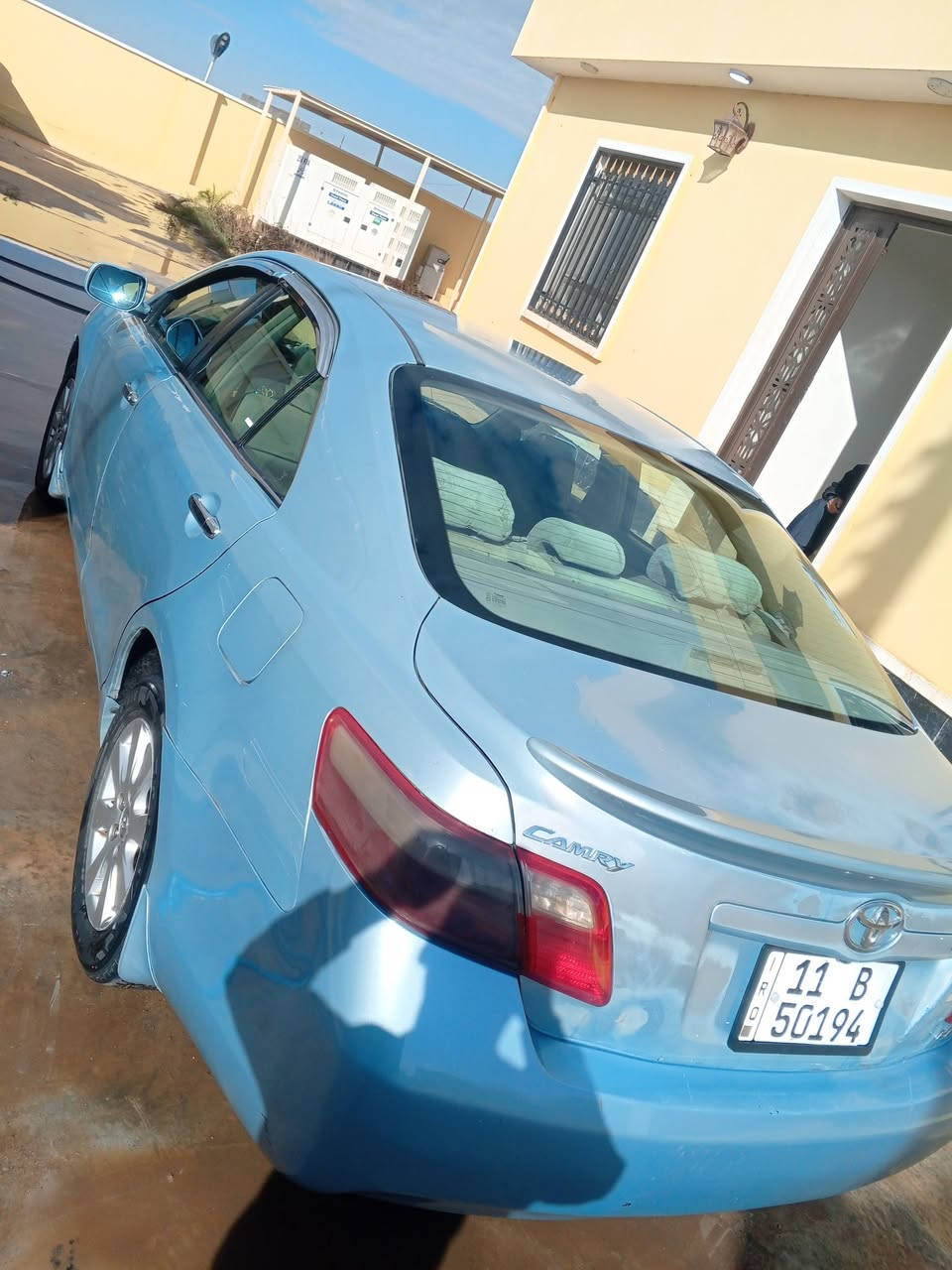 السلام عليكم كامري امريكي  2007 البيع او مروس   بيه ثلاث قطع صبغ شعندك مروس نزل ***********
