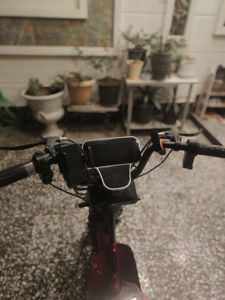 دراجه korea mr model 2025 للبيع ✨
مواصفات ملف بسعه 800W وباتريات عدد 4 اي 48V وممكن تسوي عدد 5 اي 60V العقل جوكر 60/48 والسرعه 99 على تطبيق ويز 34/35 حقيقي 4 نمر دبلات امامي خلفي الاضافات هورن ولايت همر كبير الحجم 
العنوان: بغداد_الدوره
الرقم:***********واتساب فقط 
السعر:400الف وبيها مجال
