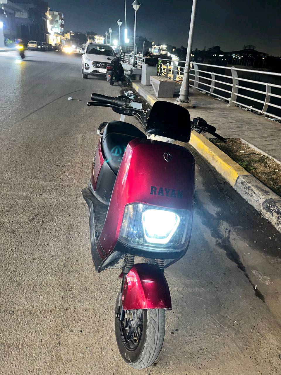 ســـــــــــــلام عـــــــلــــــيـــــــكــــــــم 
دراجة شحن الريان c2 دخول شهر ال1 للبيع مستعجل دراجة احلى من الصور وممغسولة عله ترابها الصور
المواصفات :
1- 6 بطاريات كبار
2- مانع انزلاق ABS
3- بريكات دسك [دهن] امامي و خلفي
4- سرعة 60 km/h حقيقي على برنامج ويز
5- تمشي مسافة 60 كيلو متر حقيقي
6 - اضائة ليد عالي ناصي ثلجي
7- شاحن اصلي مالتها ما مبدل
مرايات مالتها الاصلية موجودة فقط الجهة اليسرة مكسور الكزاز تكدر تخلي جامة من اي ابو جام
السعر 700 الف وبيها مجال حك الجية 
العنوان : بغداد سبع ابكار الكريعات نزلة البلام ساحة القرة غولي
للاستفسار موجود خاص او واتساب ***********