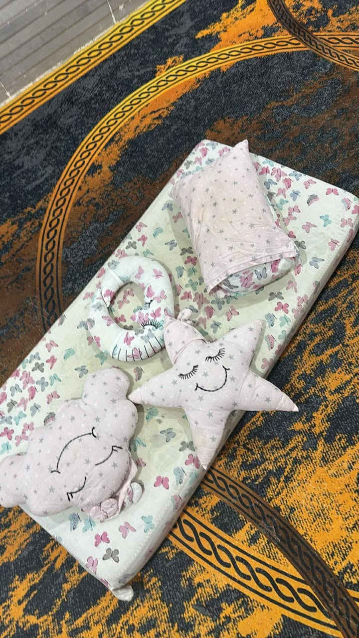 غرفه نوم اطفال للبيع 
السعر 130 
حي السماح


**إذا كنت صاحب هذا الإعلان وتريد حذفه لأي سبب، رجاءا أرسل رسالة إلى الدعم الفني**