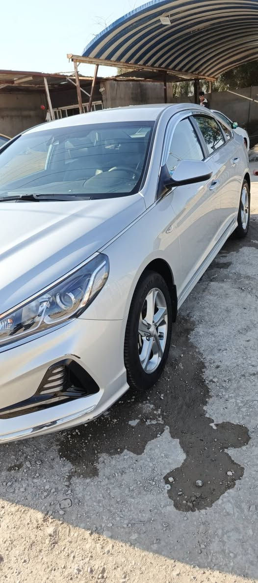 سلام عليكم سياره سوناته للبيع موديل ٢٢ كفاله عامه من كلشي الديوانيه ***********
