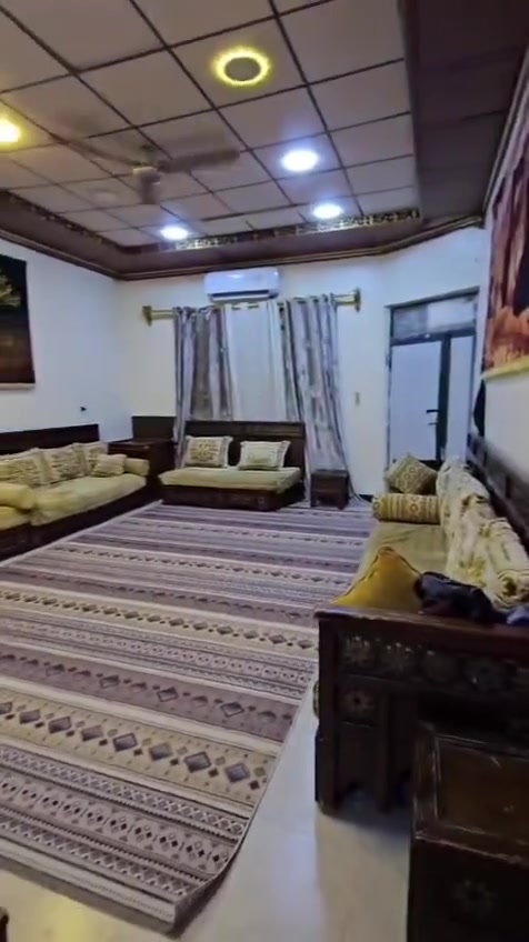 بيت للبيع في ابي الخصيب منطقة كوت ثويني مساحة القطعة ٢٠٠ متر البيت طابقين طابو صرف اصلي بسعر 150 مليون وقابل للتفاوض  للتواصل ***********
