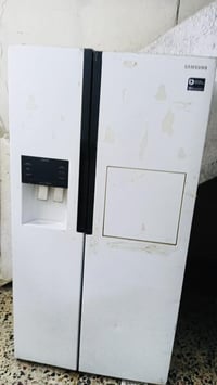 مجمدة + ثلاجة + براد قفلها 200 بغداد مدينة الصدر نضيفة شغالة ما داخلة ...