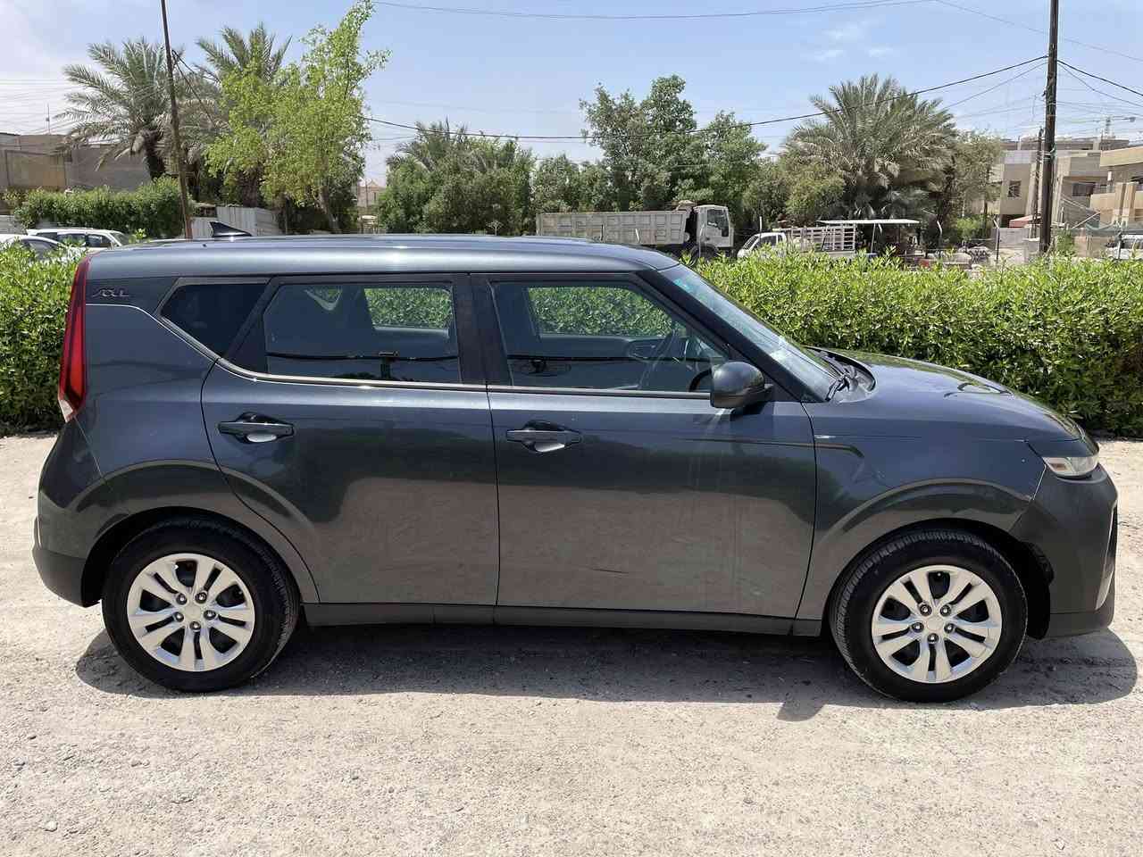 سلام عليكم
صول 2021 
ماشيه 39k
حادث جاملغ وبنيد راجع بارد 

للاستفسار 
***********
