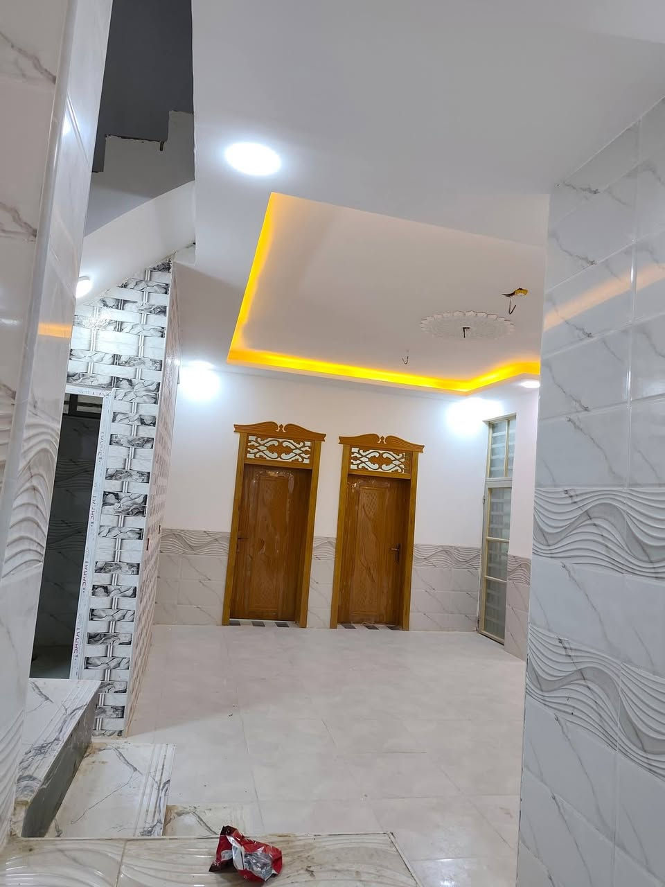 #يعلن_مكتب_ #التساهل_مقابل_قرية_لغدير_عمود282_ بشارع المطحنه
***********
#بيت_150متر_مربعه  

#بيت_طابو_زراعي_سند25

#سعر_55مليون_وبيه_مجال  

بناء حديث
غير مسكون
بناء ممتاز جدا 

عنوان لبيت النجف 
#مقابل_ملحق_قرية_الغدير_مباشر 
يحتوي لبيت على+ غرفه+2صاله +ستغبال +مطبخ +صحيات بلداخل +وصحيات بلخارج 

***********وتساب
