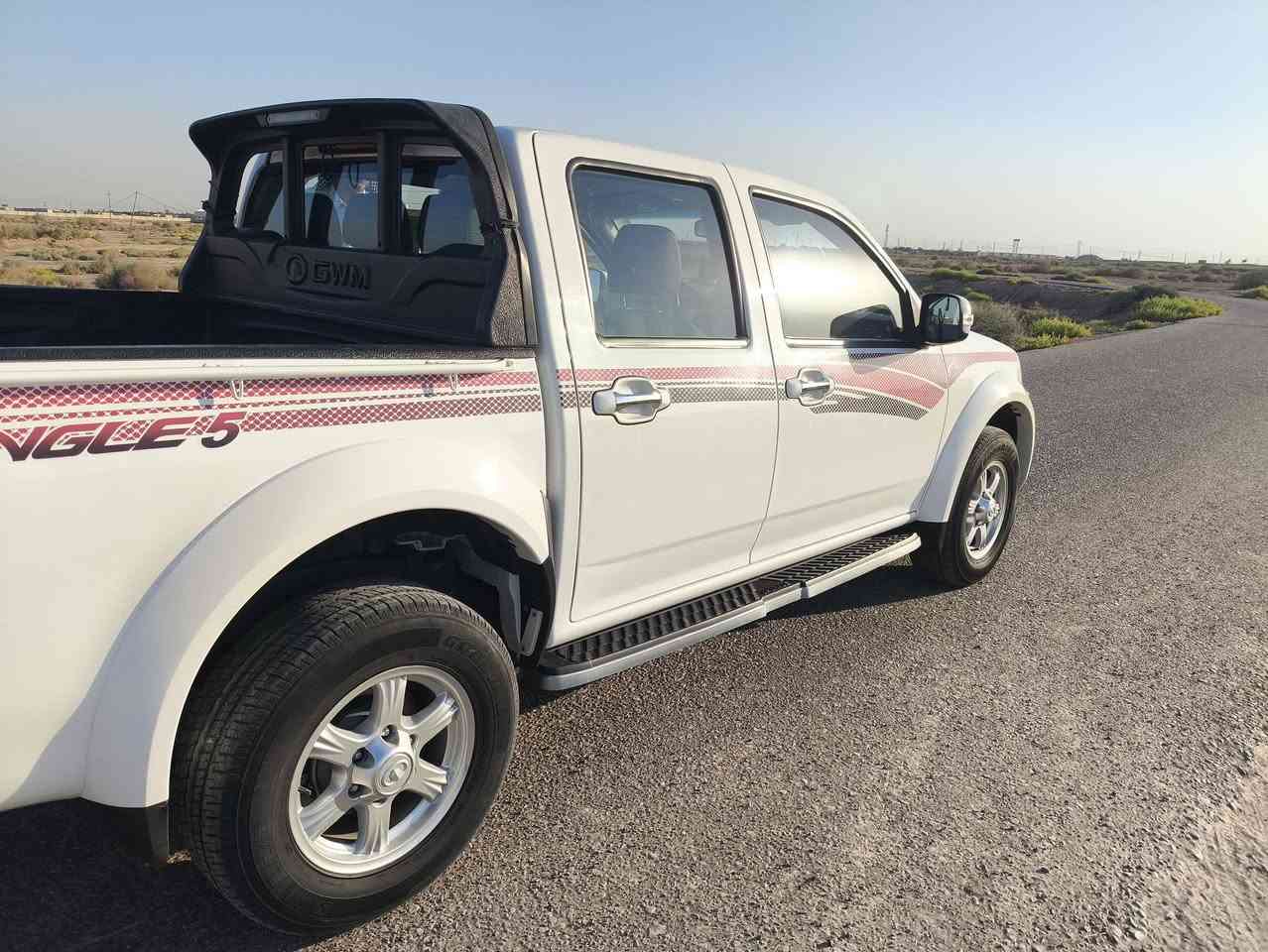 السلام عليكم...للبيع . گريت 25 كفاله عامه بيها فقط بارد بارد  بالباب مال السايق  . رقم قادسيه

***********
