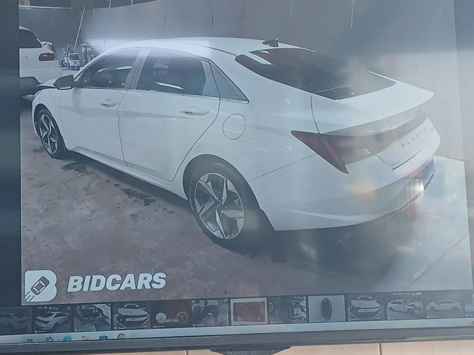 السلام عليكم
الانتره للبيع موديل 23هايبرد   رقم بغداد فول مواصفات 1/1لمتد ومواصفات لمتد معروفه سياره حادث كما موضح بالسونار امريكابالمنشور  سياره حيل نظيفه استخدام شخصي ماشيه 50  السعر 170 وبيه مجال الاتصال 

***********
