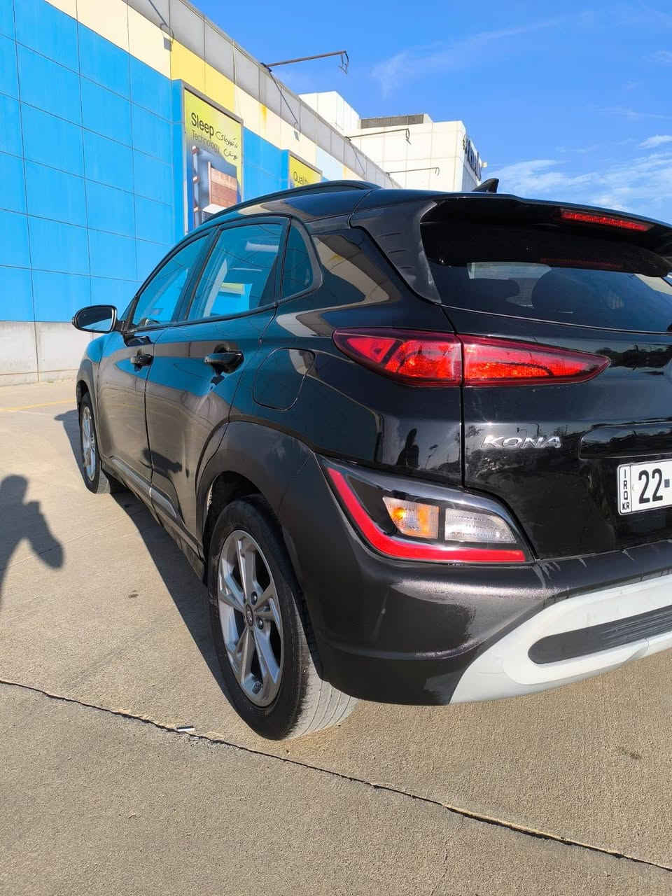 هونداي_كونا _وارد امريكي 
2023 HYUNDAI KONA, SEL
موديل 2023
مواصفات SEL 
محرك 2000دوش المرغوب 

مواصفات:
1.بصمة+بصمة ابواب 
2.رادارات خلفية وجانبية 
3.سلايت (فتحة)
4.اشاير بالمري 
5.كامرة دوارة 
6.حساسات ب الاطارات
7.حساسات امامي+جانبي
8.تدفئة بالكشنات 
9.كشنات مخمل 
10.مانع انحدار
11.مانع انزلاق 
12.تحكمات ستيرن
الحادث :
فقط بابين صبغ -  💯 
بدون دواخل 💯 
الايرباك: سليم 💯 

العنوان:اربيل-معرض اربيل كارس 
الرقم:  واتساب ***********

السعر :155 مرقم كامل
