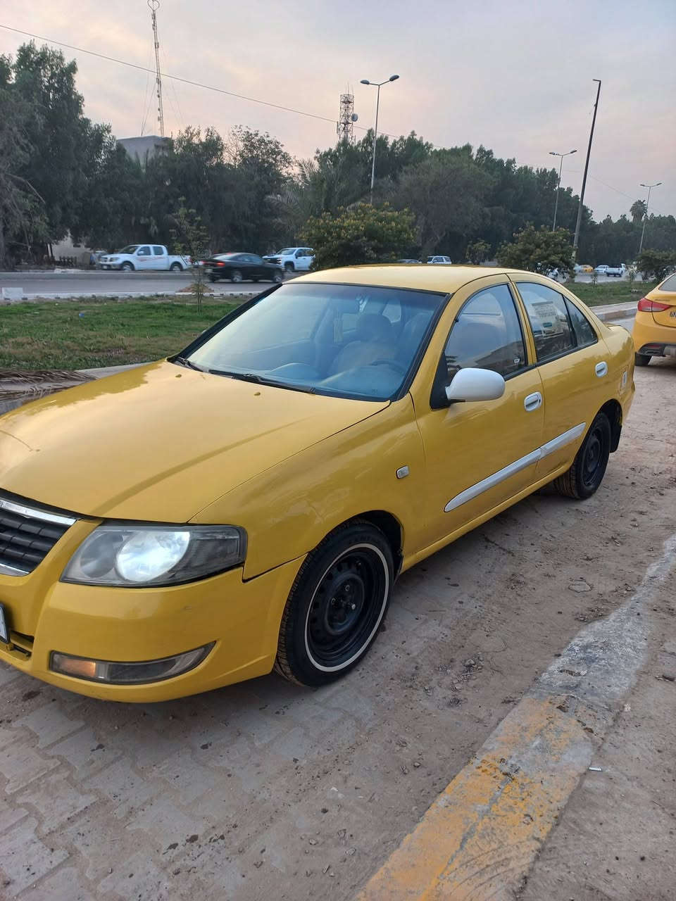 السلام عليكم 
نيسان سني بدي كوري 2008بسمي مشروع وطني رقم كربلا ضرر بدنه بيهه تعمير بل بدايه شواصي سياره مكينه جديده كهربائيات باتري زوج تاير جديد بيهه حاف بل نمره الثانيه السعر 60  وبيهه مجالل
 للإستفسار *********** العنوان بغداد
