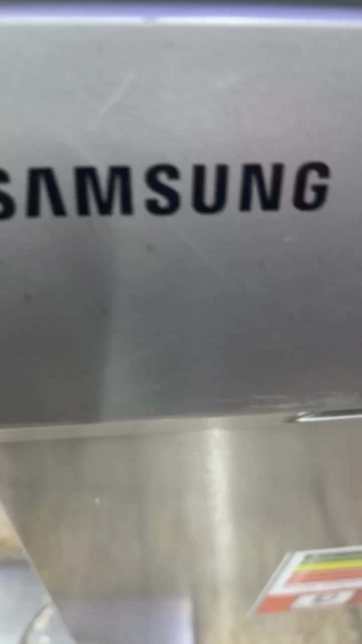 غساله فول ئوتمتيك الصحوان نوعه سامسونك فول موصفات بخار+3سلات+3مرشحات نظام بخار بي 125الف قفل من اخير بشرط شغل او بشرط فحص او ضمان اي ستفسر عل***********
