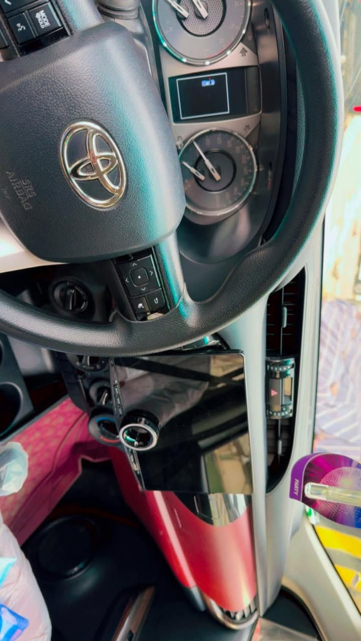 TOYOTA
هايلوكس 2023
ماشية 40,000 وقابل للزيادة
وكالة شركة نبض sas
رقم بغداد . مكانها الكوت 
گير اوتو . تشغيل سويچ 
للتواصل ع الخاص او الاتصال ***********
