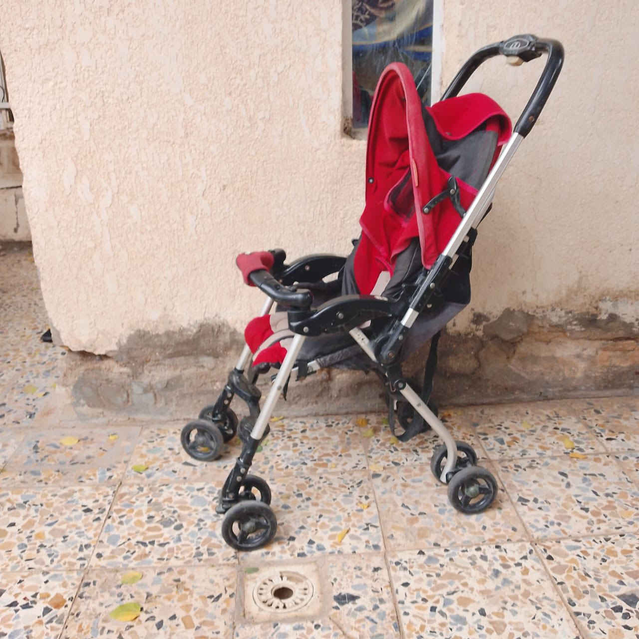 عربانه طفل لبيع قفل 20 الف لاستفسار ***********
