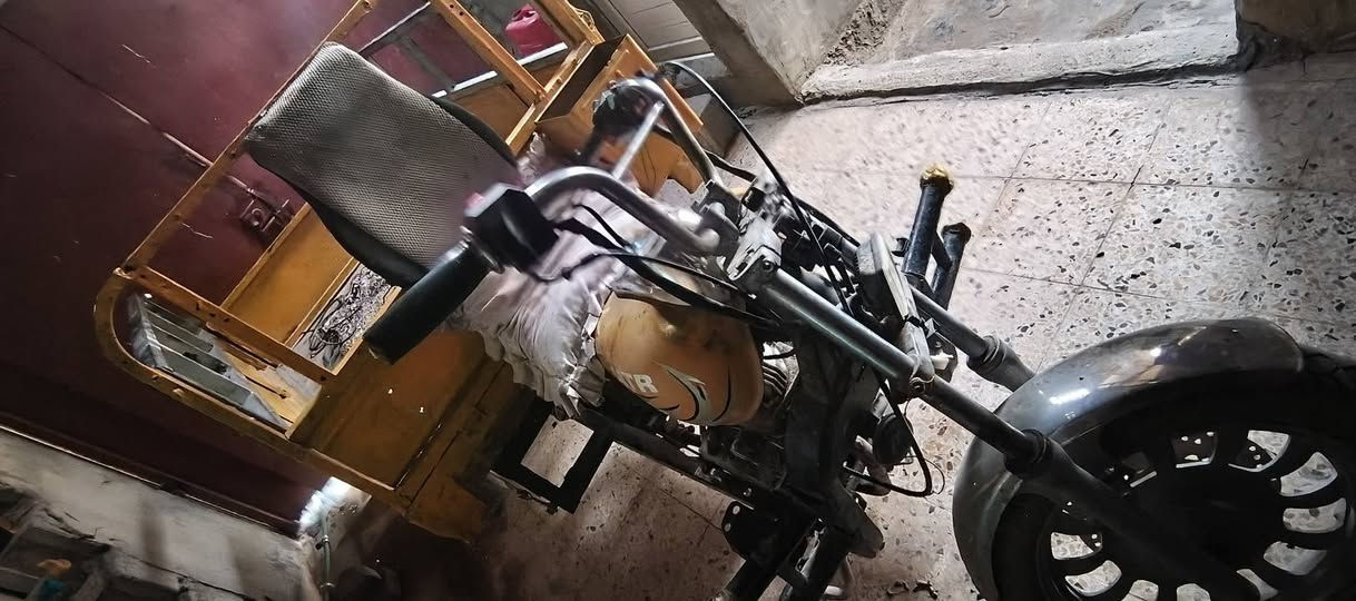 ستوته ادوات للبيع مكفوله من السرقة
 نقصها بستم لأن حالياً ما تشتغل ،   
الكهربائيات شغالات وبيها كشاف خلفي اصفر 
السعر ٤٥٠ الف البصرة, العراق


**إذا كنت صاحب هذا الإعلان وتريد حذفه لأي سبب، رجاءا أرسل رسالة إلى الدعم الفني**