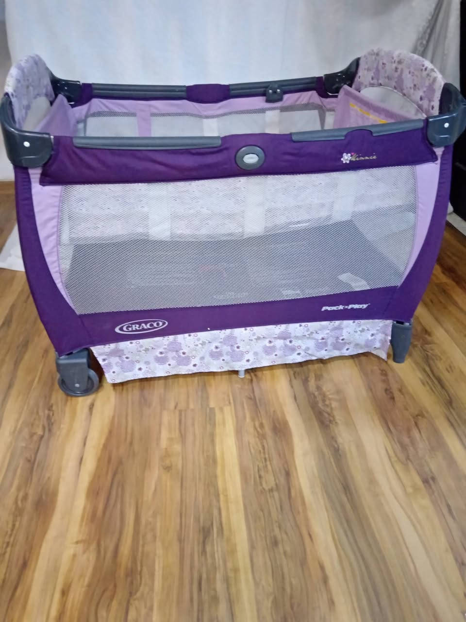 مرحبا مكلفة بالنشر للبيع أغراض أطفال اغلبها ماركة وبحالة ممتازه ومتوفر توصيل وكملو جمال الصور للأخير متوفر كلشي يخص مستلزمات الاطفال من العاب وحمالات وكراسي سيارة وكلشي واي استفسار اهلا وسهلا بالكل ♥️🌹


**إذا كنت صاحب هذا الإعلان وتريد حذفه لأي سبب، رجاءا أرسل رسالة إلى الدعم الفني**