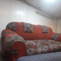 ديوان مستعمل • ١٠ مقاعد