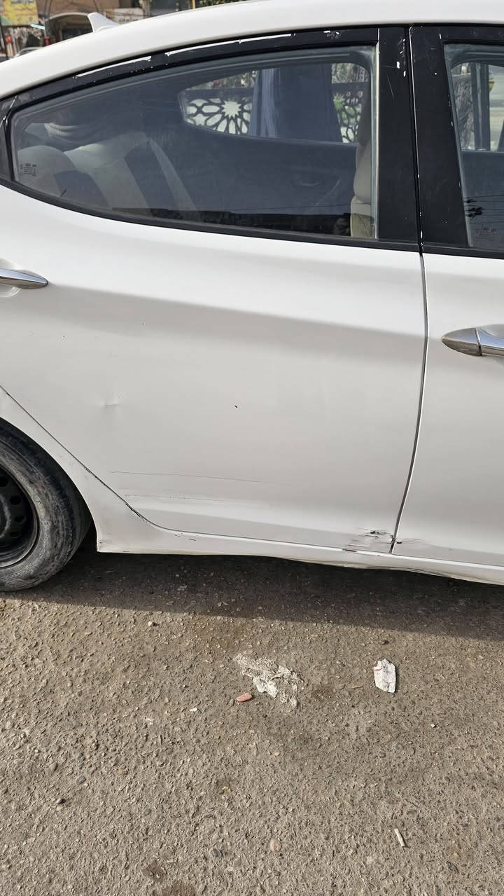 سلام عليكم من رخصت الادمن سياره النترا موديل 16خليجي بيه الجاملغ الامامي جهة العبري جاملغ الخلفي جهة اليسرا بيهه اشويه بارد  الكير والمكينه خير من الله سياره مال جناي السعر 115وبهه مجال كربلا حي الغدير الاتصال عل الرقم ***********
