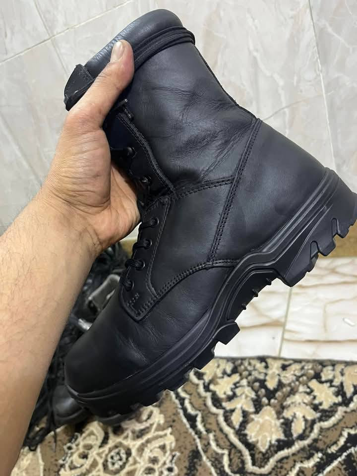 قياس 43 طبي وخفيف
السعر 40 الف مع التوصيل 
***********
