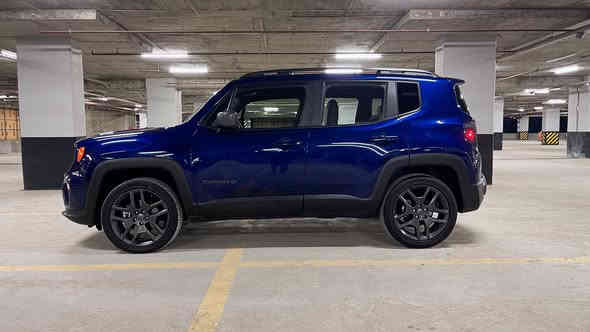 للبيع جيب رنيجيد موديل 2021 محرك 2400
ماشيه 52 كيلو نظيفه استخدام على ايد وحده

بيها صبغ فقط الجاملغ الخلفي + الجنطه بدون ايرباك

وبيها بارد اباب السايق

كير محرك كهربائيات ماملعوب بيهن كلهن بلاديات

حجر بيئة بيها بلادي ما ملعوب بيها ولا كلوب مشتغل بيها

عليها شغل دوشمه درجة أولى ونانو سيراميك ضمان سنه

وعليها ادامة كاملة من بلكات نوزلات اذاين محرك كله اصلي وجديد وكالة MOPAR داخلها كلش نضيف السيارة باسمنا تريد تحويل تريد وكالة 100‎%‎ مظمونه

…………………

الموصفات نص فول تنته لون اسود

* شاشة كبيره تدعم الكار بلاي

* ردار امامي مانع اصطدام توقف ذاتي

* رادار جوانب تنبيه + تحديد مسار 

* مثبت سرعه + 4 وضعيات قياده

* كشافات نهارية + منفذ USP + Aux

* كشنات اسود مخمل

* هاند بريك دكمه كهربائي + مانع انزلاق

* تحكمات ستيرن 4 

* ثيمات متغيره للشاشه

* شاشه أعطال ديجتال تقرالك العطل شنو

* جام 4 اوتو

* لون الويل كولد+ غلاف المري + الشباك

السعر :125 بيها مجال
الرقم : ***********

مكان السيارة بغداد
