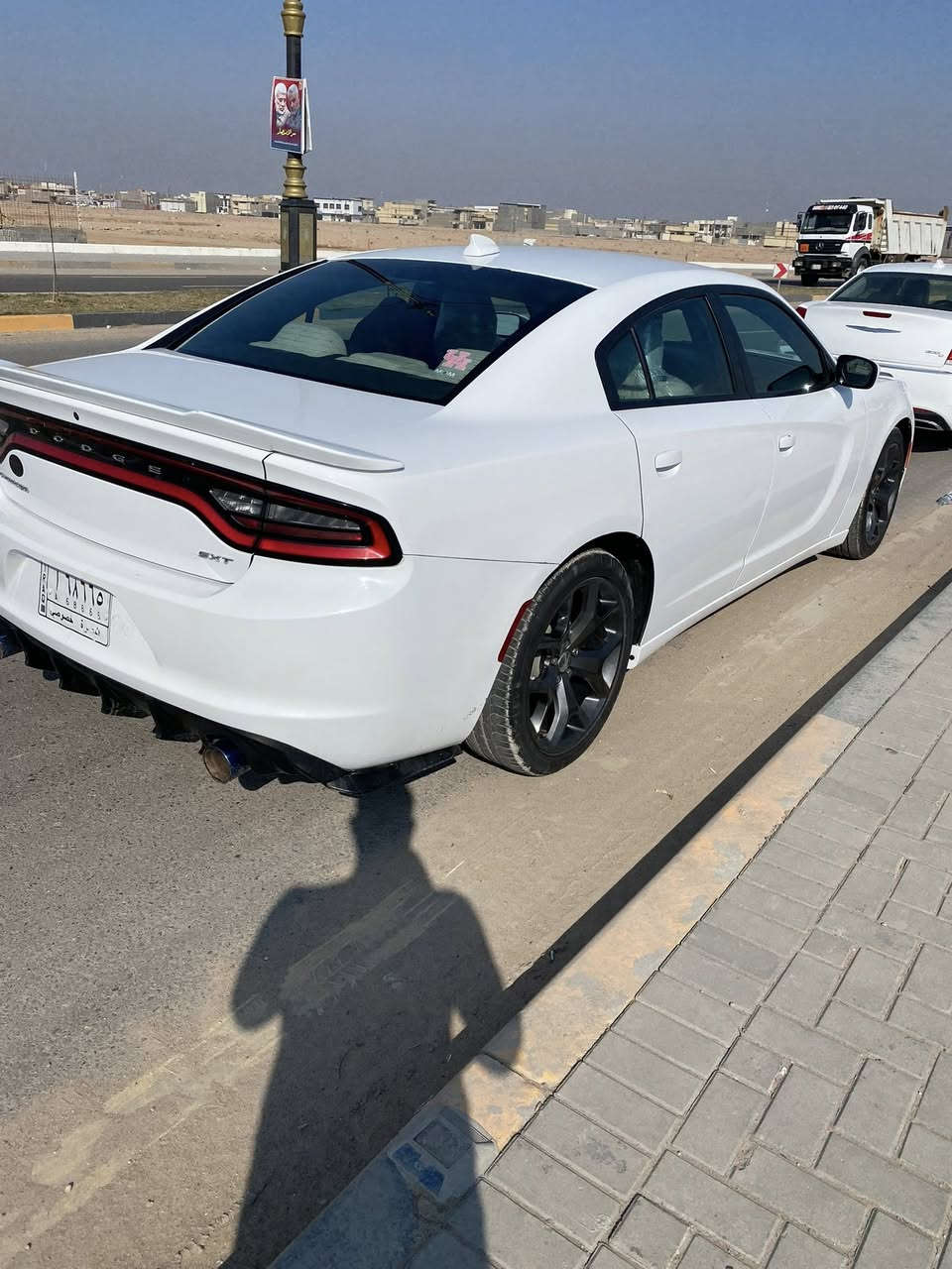 السلام عليكم 
Sxtجارجر مديل 2017
كفاله عامة 
رقم بصرة باسمي 
السيارة ماشيه 180كيلو 
السعر 215 
للاستفسار ***********
