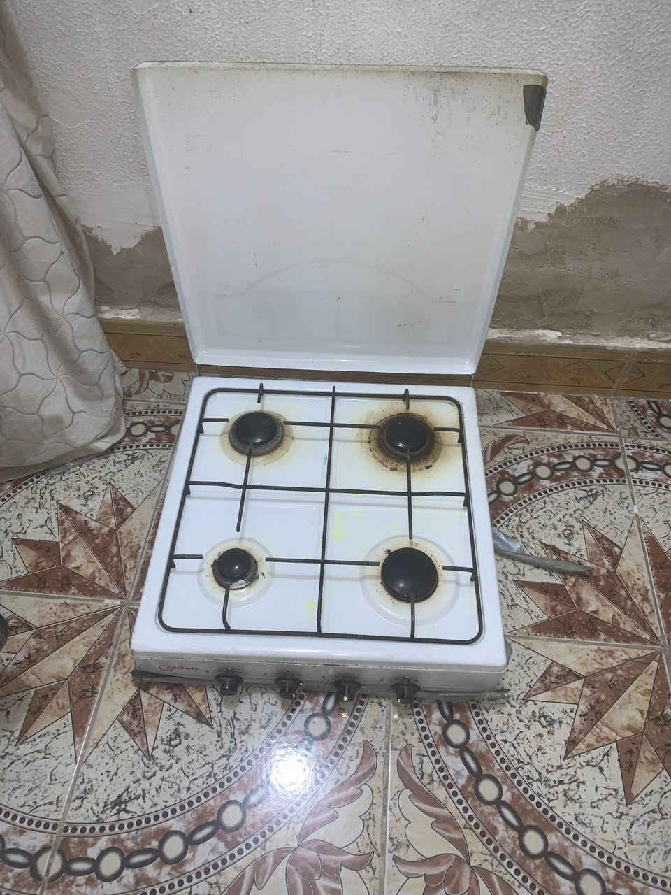 سلام عليكم غراض للبيع استخدام. قليل وعندي توصيل مكاني الحسينيةً


**إذا كنت صاحب هذا الإعلان وتريد حذفه لأي سبب، رجاءا أرسل رسالة إلى الدعم الفني**