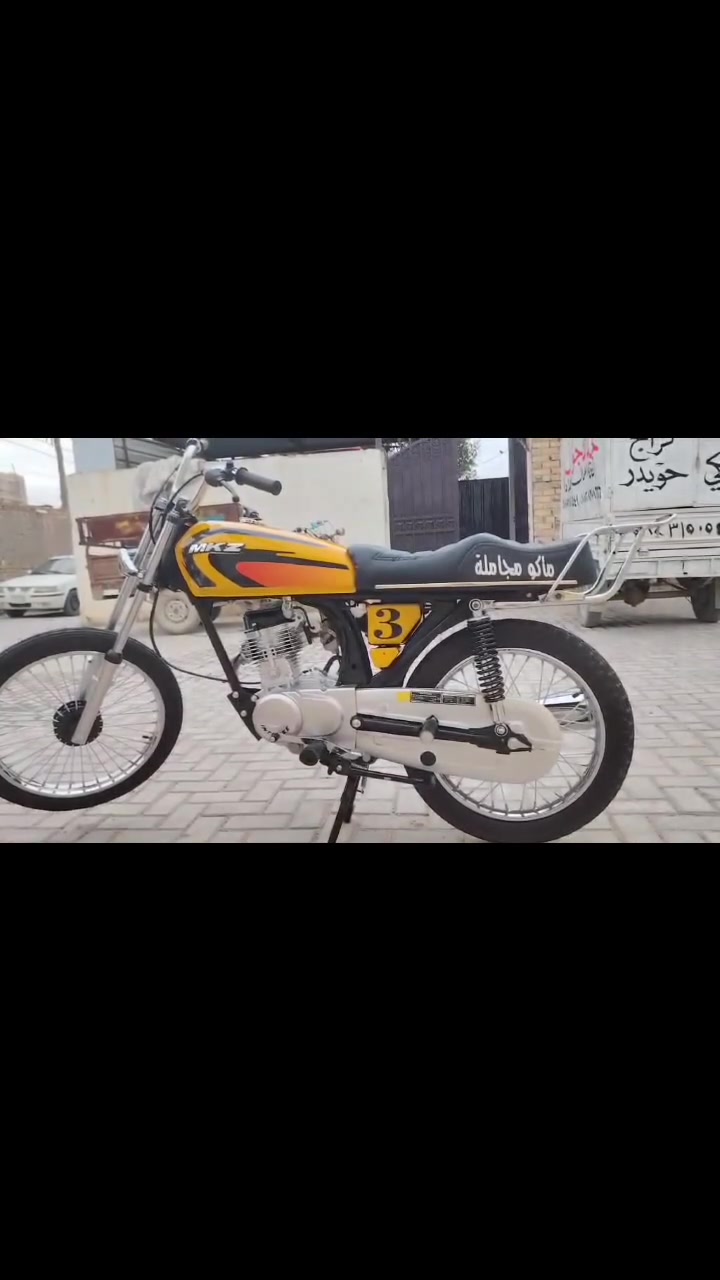 سلام عليكم
دراجه لبيع توهه معمره ماصارله شهر كلك كلك برغي ماعايزه 

سعر 650بيهه مجال قليل 

مكان الحمزه الشرقي 

***********
