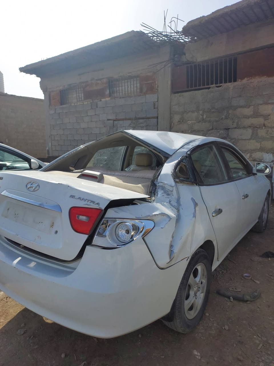 قدر الله وماشاء فعل 
الحمدلله على كل حال 
السلام عليكم 
النترا 2009 رقم ديالى الدولي الجديد 
تنباع على حادثها سابقاً مكفولة كفالة عامه بشرط
كير محرك شواصي لغود كلها كفاله بشرط بدون ايرباك
الموقع: ديالى بعقوبة 
للاستفسار:***********
