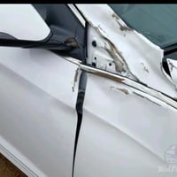 ضرر واضح • أبيض صدفي • بدون دواخل