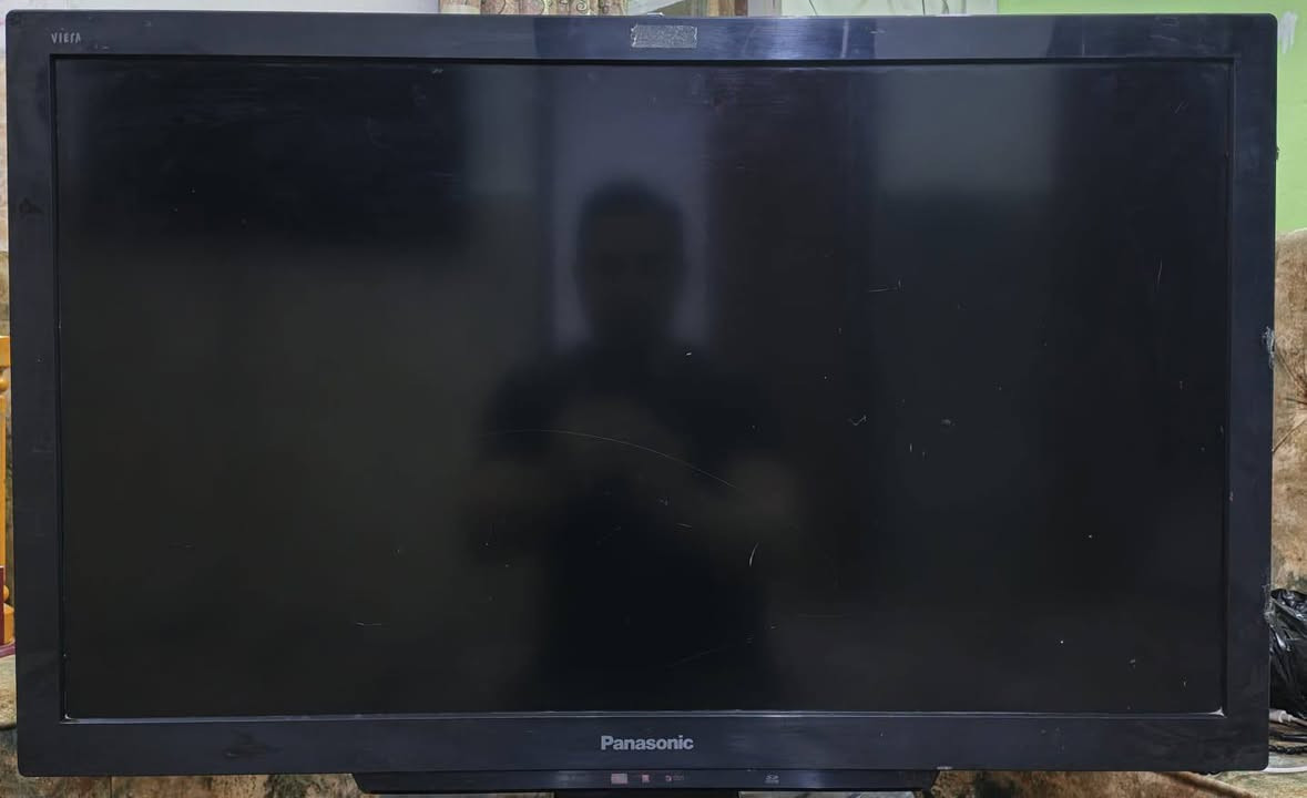 ⛔مبردة نظيفة كلش تشتغل ريمونت وبدون ريمونت ومن تخلص ماي تطفي وسعرهة مناسب 175 وبيها مجال
⛔ شاشة بنسونك اصلي تشتغل فيش ثلاثية بدون ريمونت 60 الف وبيها مجال 
***********
سامراء
