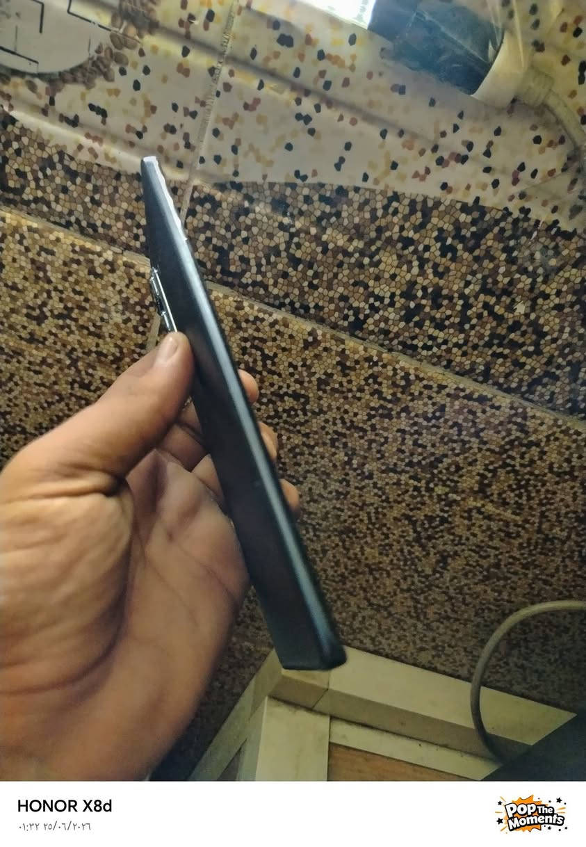 جهاز انفنكس هوت 50 برو بلاص شاشه مضلعه
جهاز مكفول ذاكرته 256
السعر 190وبي مجال بسيط
جهاز نظيف

مكاني بغداد توصيل موجود داخل بغداد فقط

*********** واتساب فقط
