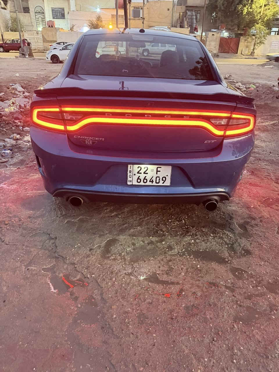 سلام عليكم 
للبيع دوج جارجر GT لون بحري خليجي وكالة هارلم موديل 2021 رقم اربيل بأسمي تحويل ثاني يوم 
المواصفات 
كشن حضن 
شاشة كاربلي
شفتات ستيرن 
حساس خلفي 
فتحة سلايد روف
منظومه زنون مع لد متغير 
علماً ان السياره بيها صبغ ٣ قطع في العراق بدون فتح بنيد وجاملق ايمن وباب خلفي ايمن فقط وبدون ايرباك والباقي  مكفول والسيارة جاهزه من حداده ومنضومه بانزين دورة كامله جاهزه من كلشي وبالتوفيق للي ياخذها 

السعر 230 وبيها مجال قليل 

مكاني البصرة 
    
      ***********
