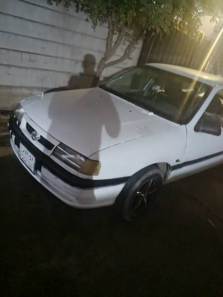 وبل فكتره ماسحه كير عادي  محرك كير شرط بدون صبغ بيها ضربه بين البابين مامتواجد ع فيس اتصل ب *********** سعرها 27 وبيها مجال مكاني كركوك كركوك, العراق
