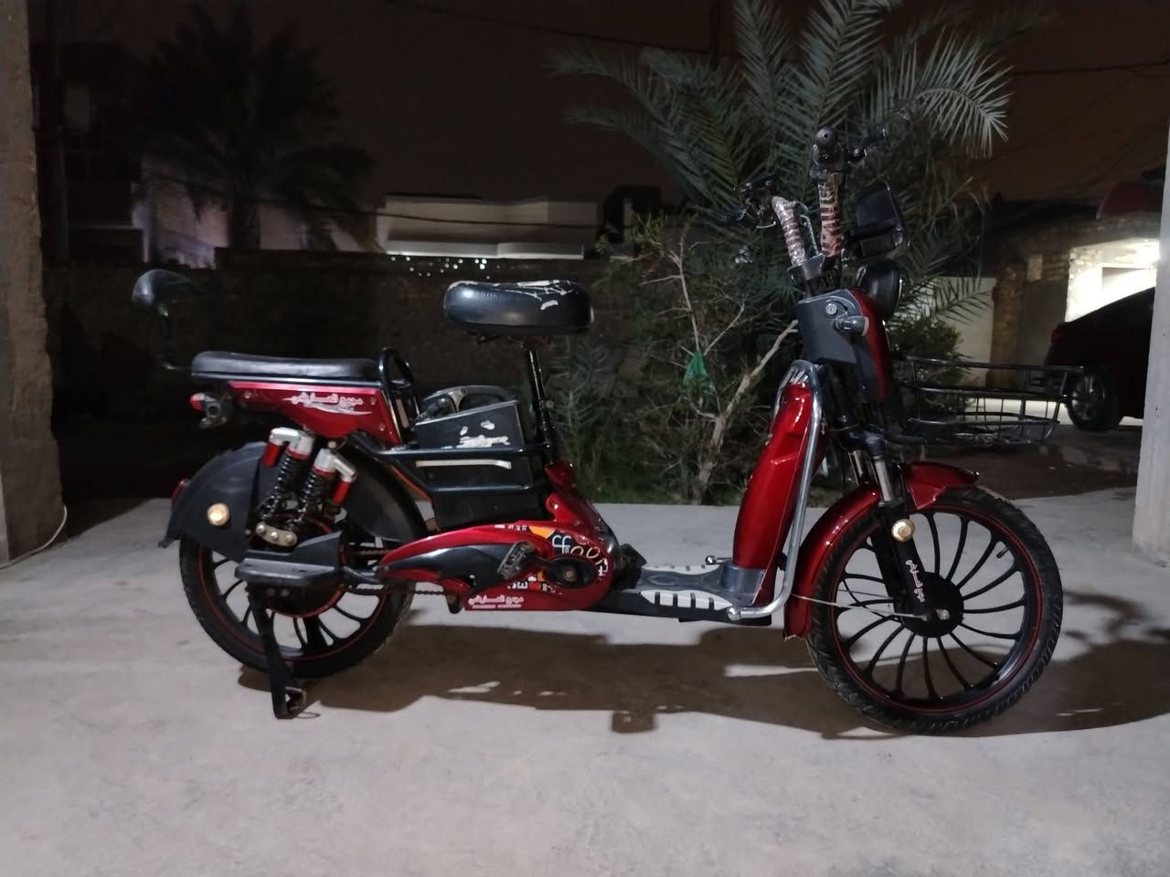 السلام عليكم
للبيع باسكل شحن
موديل 2024 جديد
شغال كامل على اخر حبايه
كله شغال اشاير كلوب امامي
بلوتوث وشحن مبايل
بصمه تشغيل عن بعد
خمس بطاريات
السعر 400 الف وبيه مجال
للاستفسار ***********
