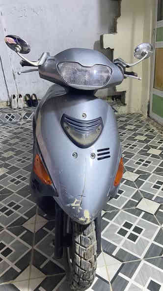 السلام عليكم
دراجه ساسوكي 
محرك 150c
بيه عطل فحمات سلف ما يشتغلن 
دراجه كامله مكمله 
بدون هندر من الشركه 
السعر ب150وبيه مجال بسيط 
مكان حله /مركز قرب جسر بته 
الاستفسار ع الرقم ***********
