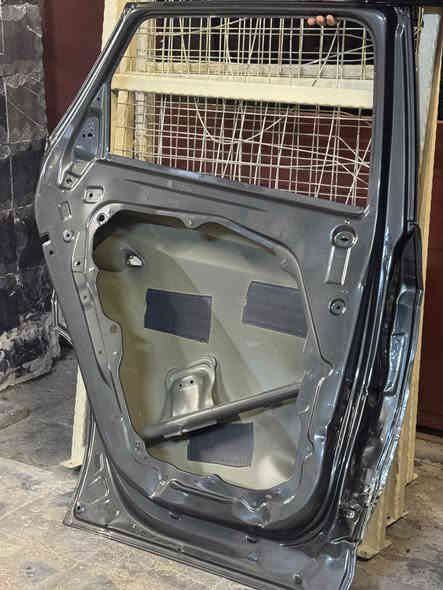 سلام عليكم باب توسان خلفي جهة السايق 2024 
بيها ضربة مثل ما موضح بل صور و بل فيديو 
مكاني بغداد حي التراث رايدها ب 350$ وبيها مجال 
***********
***********
