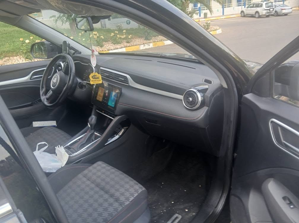 MG zs 2024

بەسمە
دەرگا بەسمە
ڤۆلیۆم 
شاشە
تحدید سرعە
58000 km رۆشتووە
پارچەك و پەڵەك بۆیاخی هەیە بێ ناو بێ ئێرباڴ
گێڕو مەکینەو تەبریدو توندوتۆڵی و کارەباییاتی بەشەرت.
*********** أربيل, العراق
