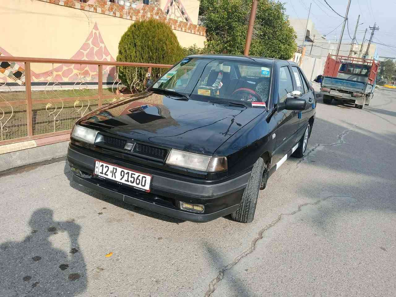 سيات لبيع موديل ٩١ رقم دولي هزا جديده محرك وكير خير من الله  السعر٣٠ وبيها مجال.             ‏‪0750 386 8738‬‏ العنوان حي الكرامه ١٩ غير متواجد على الفيس
