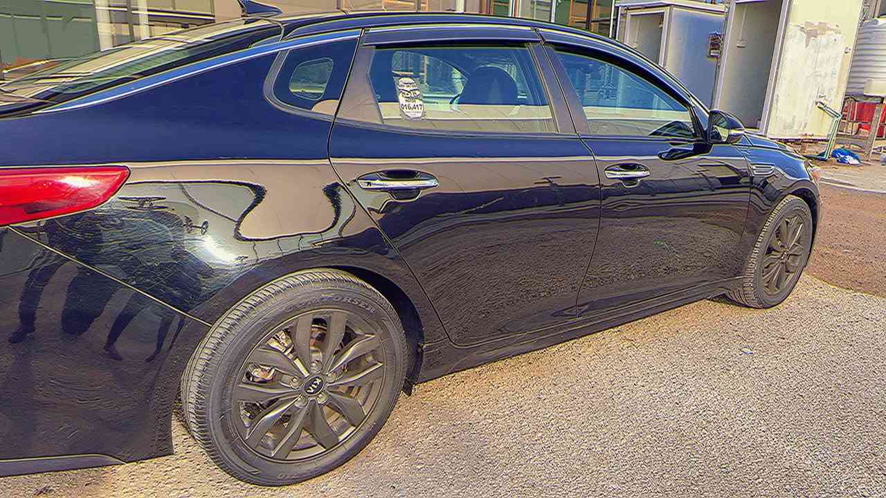 كية أوبتيما وارد امريكي 
موديل 2019
الحدث بنيد فقط بدون دواخل
ولباقي مكفول ￼محرك 20400
كير حداديه تبريد كوله جديد
سياره جهزه وحلوه كلج مكان
السياره نجف الستفسار هذ 
رقمي ***********
السعر 120 قفل￼
