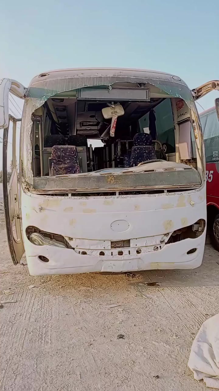 سياره البيضى البيع سياره نوع باص صيني مديل 13 سياره جوبلس تخم تاير مكينه وكير مكفول تبريد جاهز كهربائيات كلهه شغاله ثلاجه داخليه نقص سياره جامه وصبغ بجم فقط 34راكب بيع مستعجل رقم الهاتف ***********
