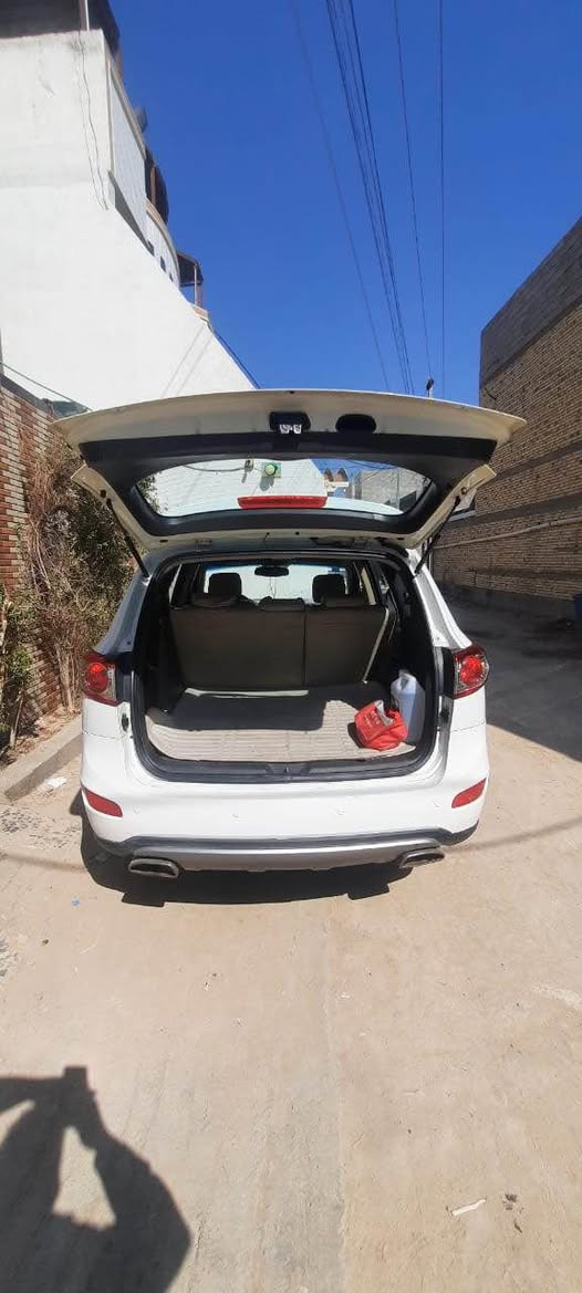 للبيع  سنتافي موديل 12
6 سلندر 
مرايا شفط 
3 قطع تبريد +تدفئه 
ومكينه كير كفاله ما مفتوحه حداديه خير من الله مسجل شاشه رقم انكليزي بأسمي يوجد مراسله

(الحادث جاملغ الخلفي ربع و جاملغ الأمامي مبدل اثر خياس)
العنوان البصره الجزيرة الفيروزية 
ملاحظة الاتصال على هذا الهاتف صاحب السيارة 

*********** Singapore
