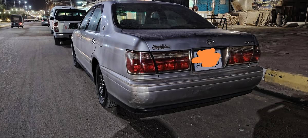 السلام عليكم
ملكه ادوات كصتين سياره دخول جديد كارتون كفاله مكينه گير حداديه تخم تاير تبريد ثلج جاهزه على اخر حبايه مكان سياره ناصريه السعر ٣٠ وبيهه مجال بسيط .واتساب واتصال ***********
