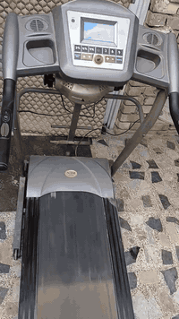 جهاز رياضي للبيع شغال و سريع سعر 125 قفله ب100 رقم التواصل 07707234047